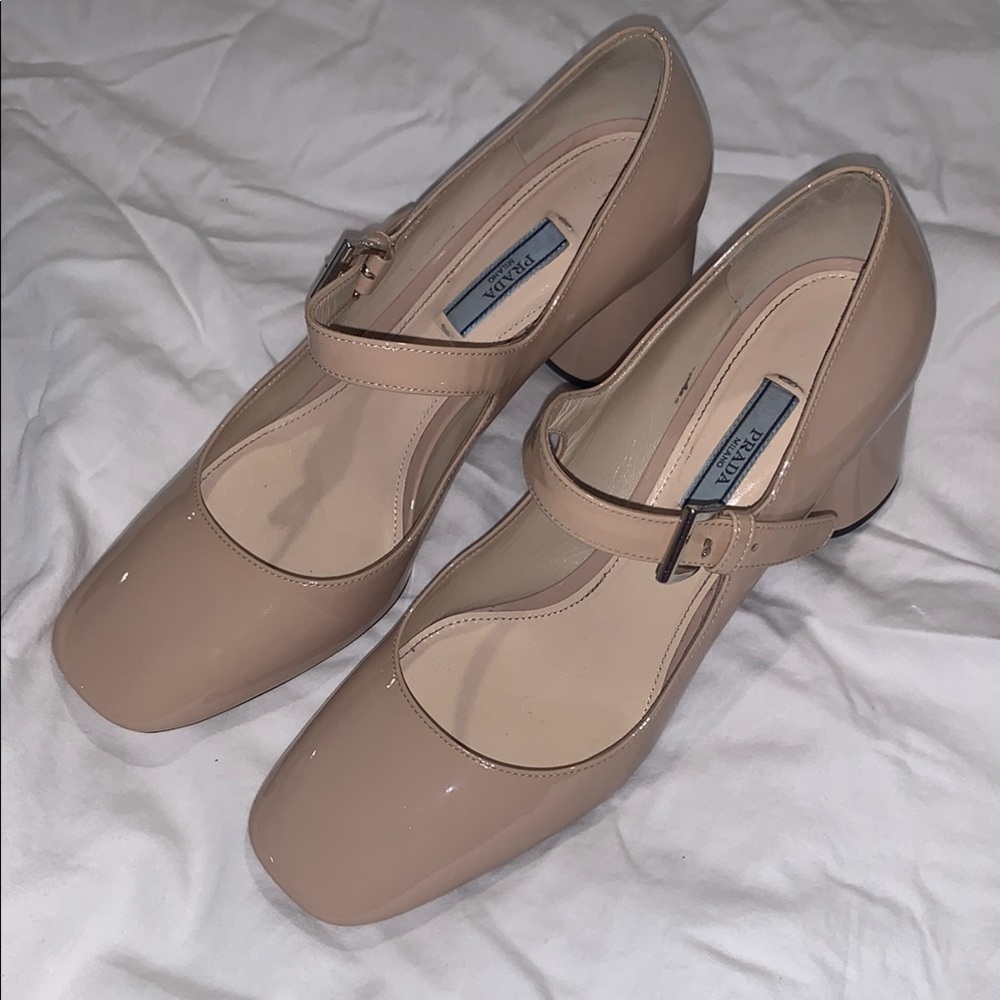 Prada Women's Tan Mary Jane Shoes 39.5
